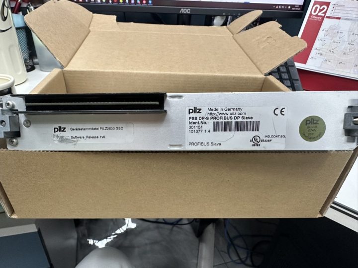 PILZ PSS DP-S 301151 PLC MODULE