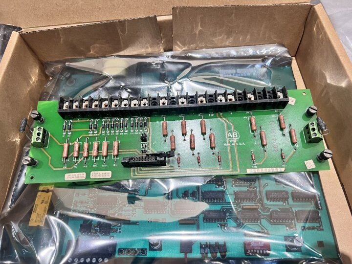 Allen Bradley 122972 M903652 Board - Rockss Automation