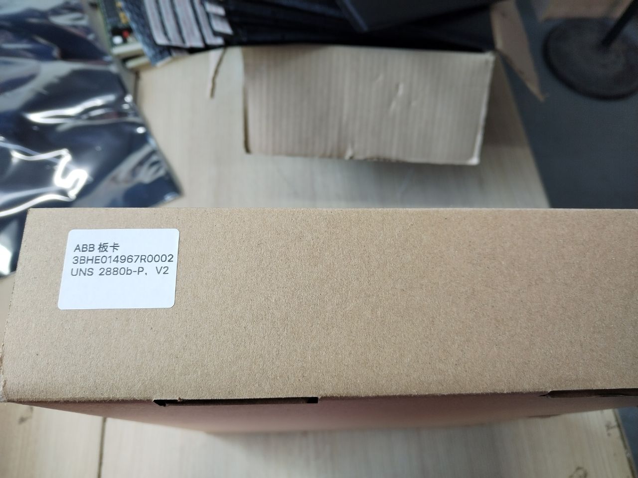 ABB 3BHE014967R0002 UNS 2880b-P，V2 控制板