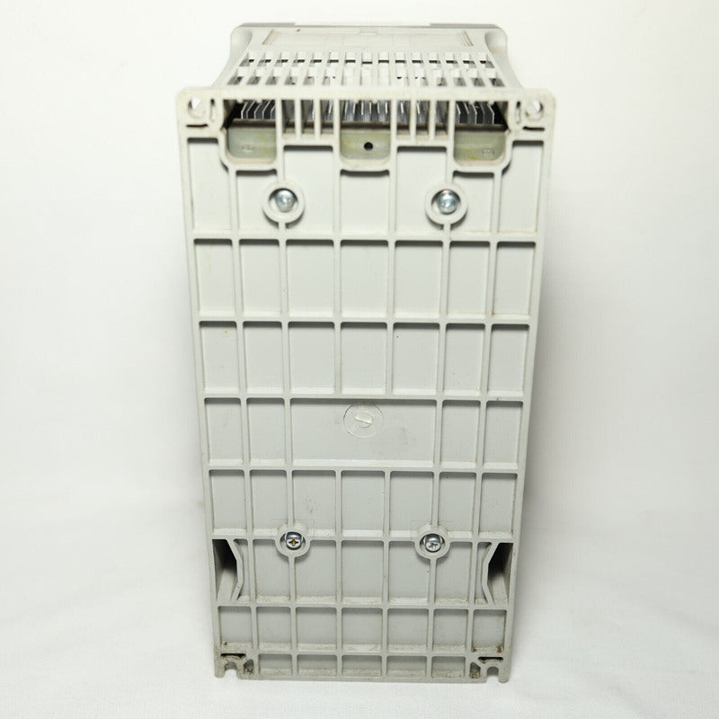 Allen Bradley 22B-D024N104 PowerFlex 40 交流電驅動器 400W