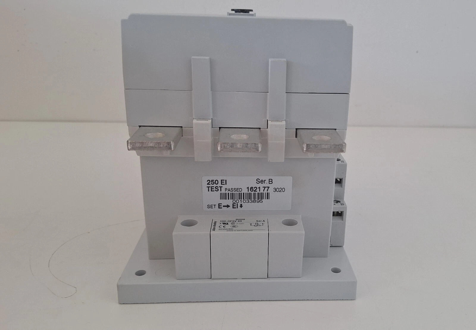 ALLEN BRADLEY 100-D250 接觸器