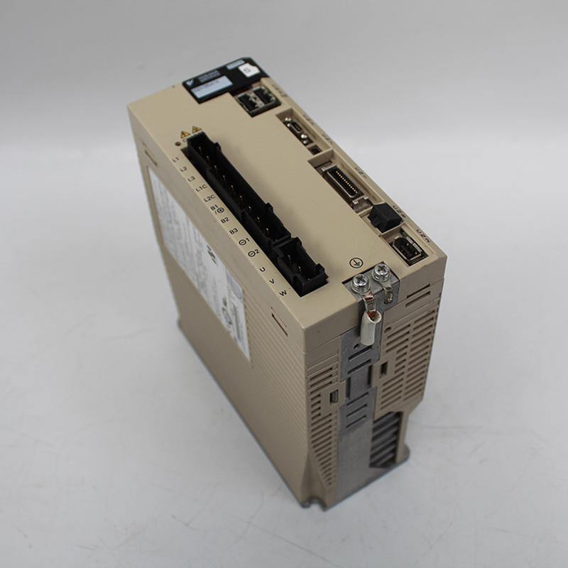 Yaskawa SGDV-5R5A11A 200-230V 750W 5.5A Servo Driver - Rockss Automation
