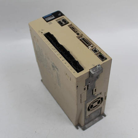 Yaskawa SGD7S-7R6A10A002 220V 7.6A 1KW Servo Driver - Rockss Automation