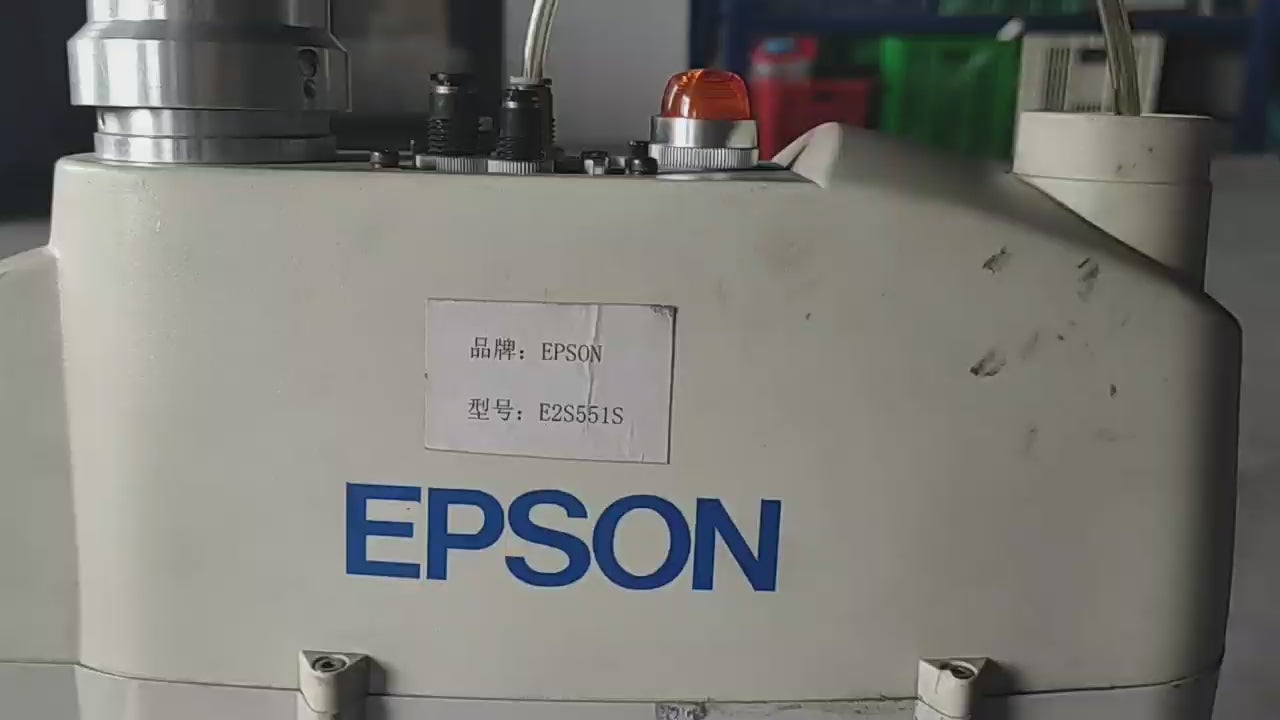 二手愛普生 E2S551S（無型號標籤）機器人
