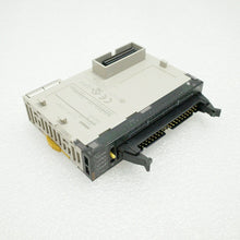 Load image into Gallery viewer, Omron CJ1W-ID232 PLC Module