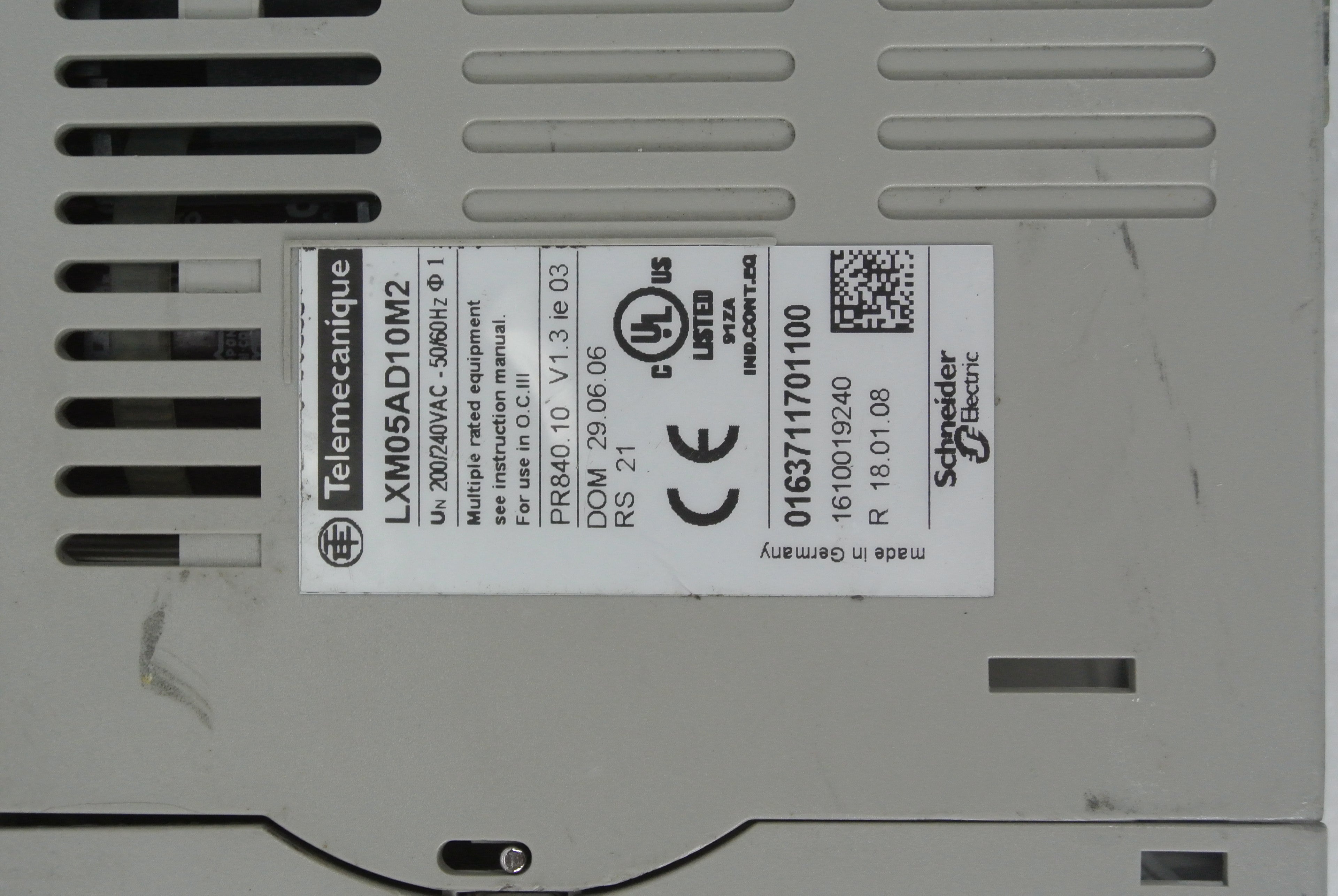 Schneider LXM05AD10M2 Lexium AC Servo Drive 200/240VAC - Rockss Automation