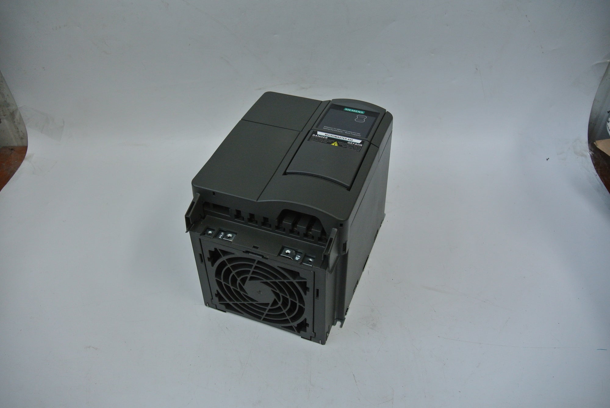 Siemens 6SE6440-2UD25-5CA1 Inverter 5.5kW - Rockss Automation
