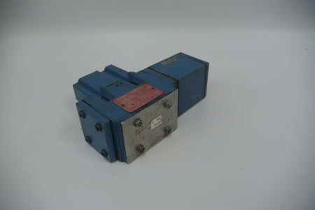 MOOG D661-5046 Hydraulic Servo Valve - Rockss Automation