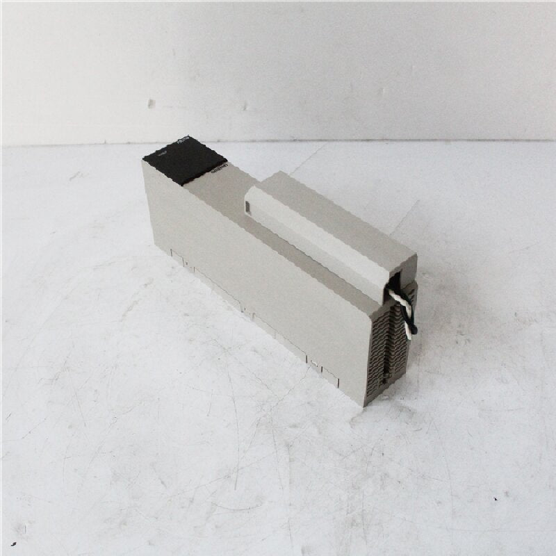 歐姆龍CVM1-PA208 PLC