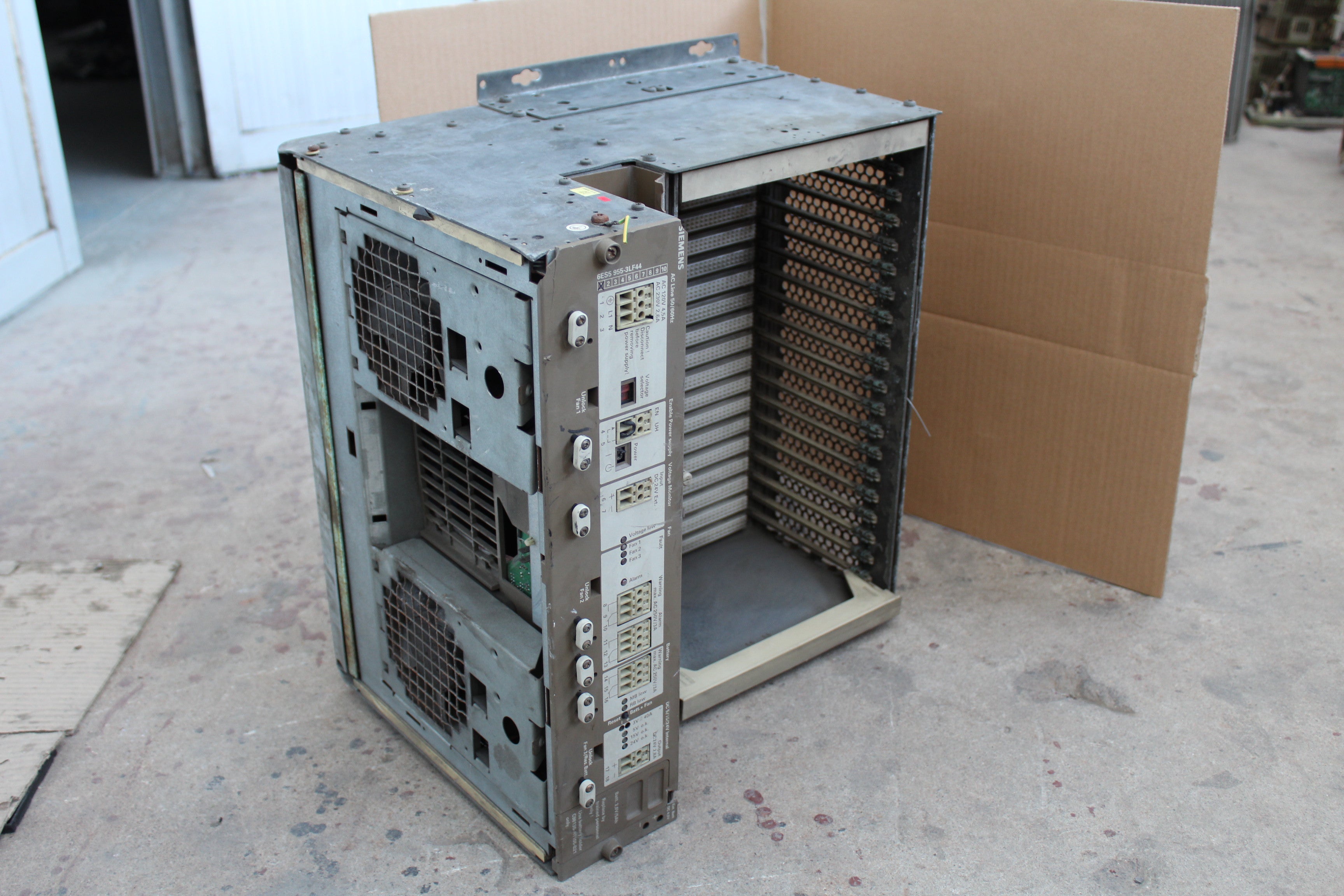 Siemens 6ES5135-3UA11 Rack Blank - Rockss Automation