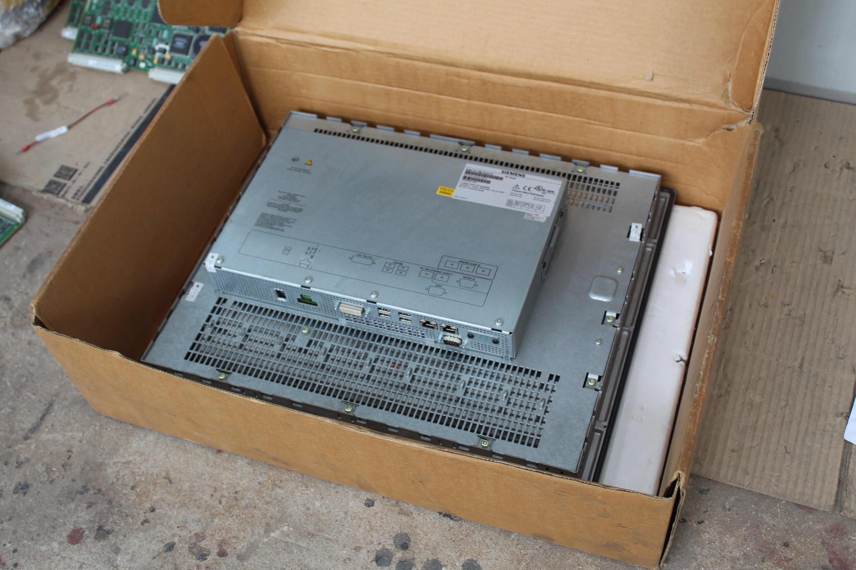 Siemens 6AV7424-0AA00-0GT0 HMI Panel PC Touch Screen - Rockss Automation