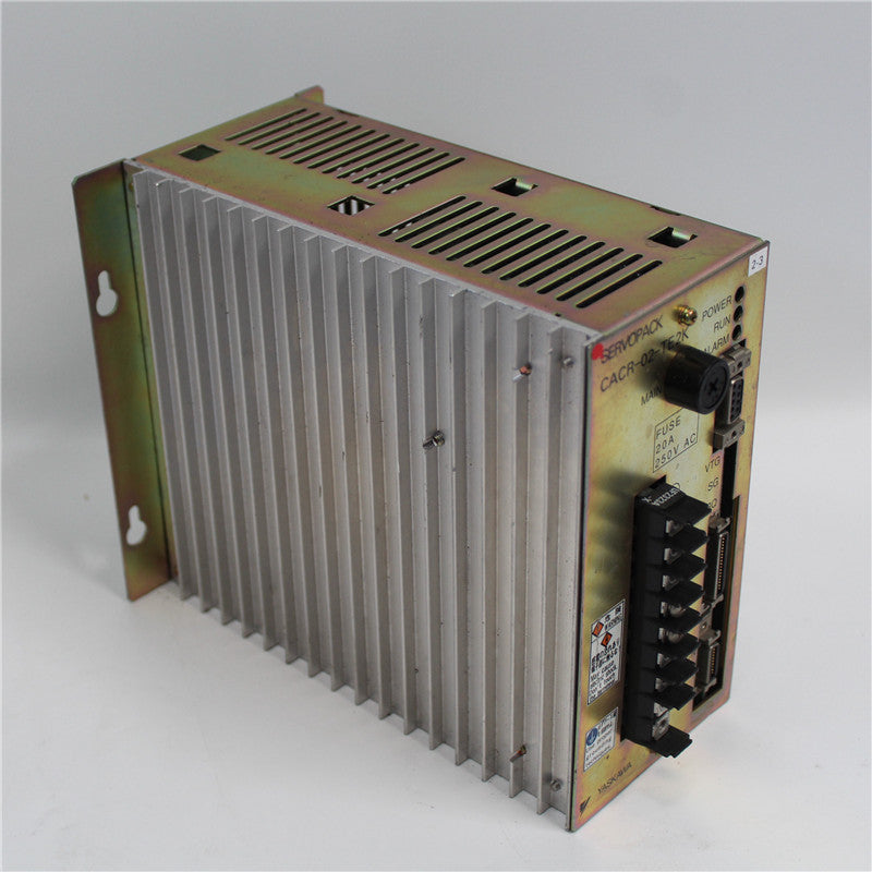 安川CACR-02-TE2K伺服驅動器輸入200-230V