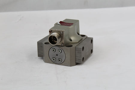 MOOG J761-002 Hydraulic Servo Valve S63JOGB4VPL - Rockss Automation