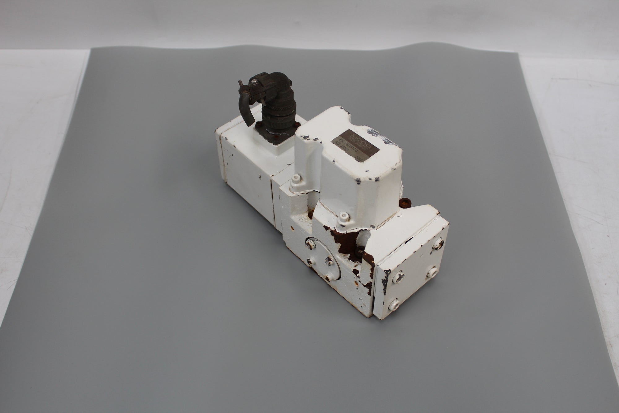 MOOG J661B173A Hydraulic Servo Valve - Rockss Automation