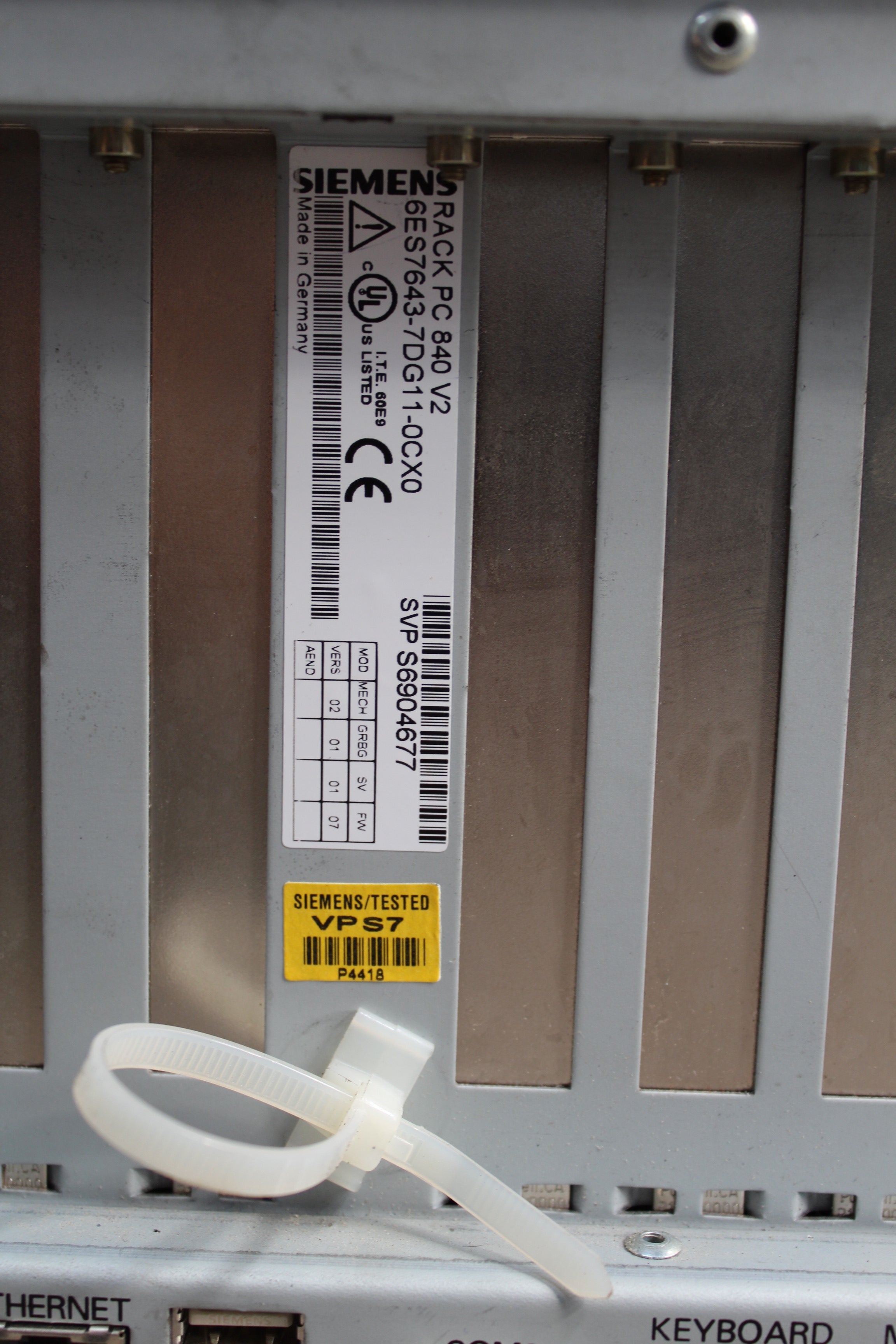 Siemens 6ES7643-7DG11-0CX0 Simatic Rack PC - Rockss Automation