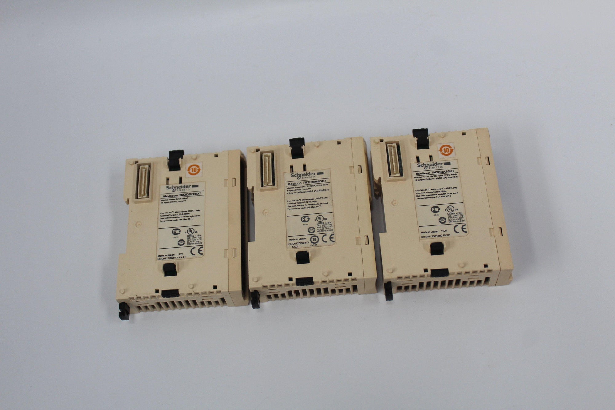 Used Schneider M238 Discrete I/O PLC Module TM2DMM8DRT - Rockss Automation