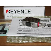 Load image into Gallery viewer, Keyence LR-ZB250CP Laser Sensor