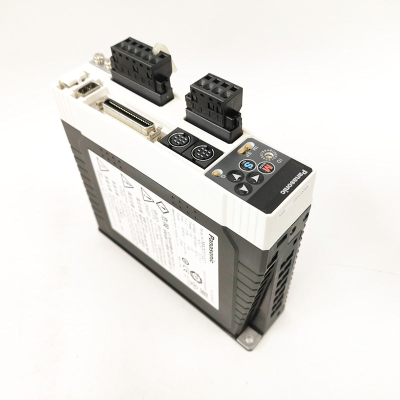 Panasonic MADDT1207 Servo Drive