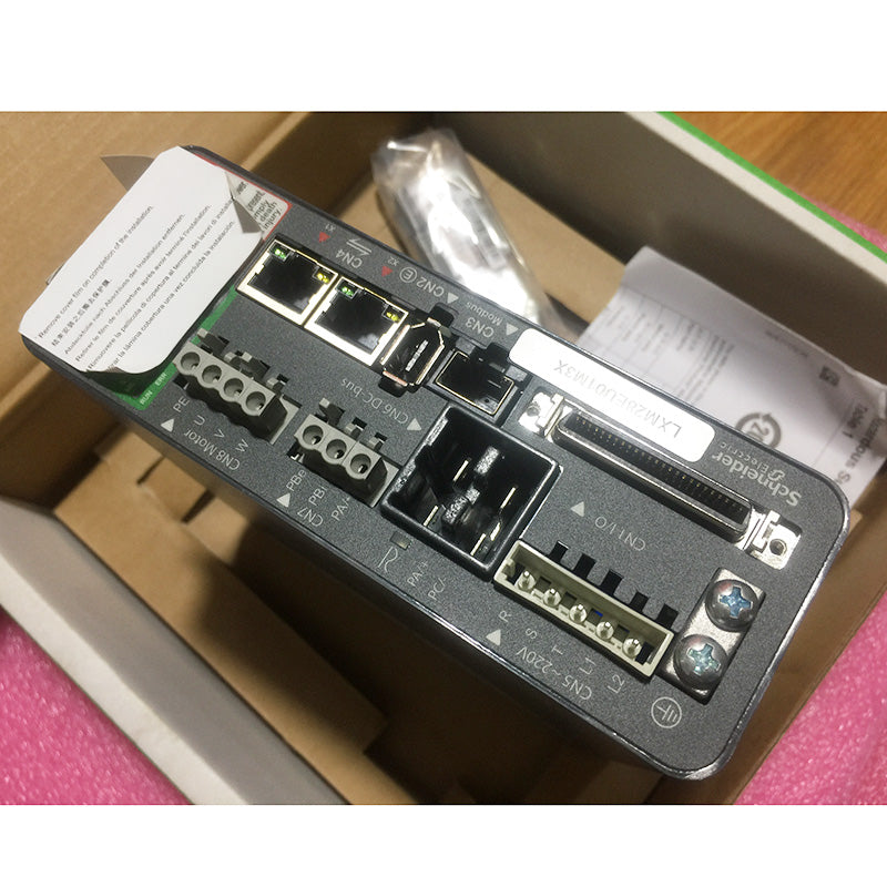 施耐德電機LXM28EU01M3X Lexium 28伺服驅動器