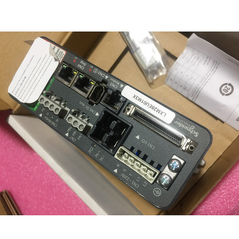 施耐德電機LXM28EU01M3X Lexium 28伺服驅動器