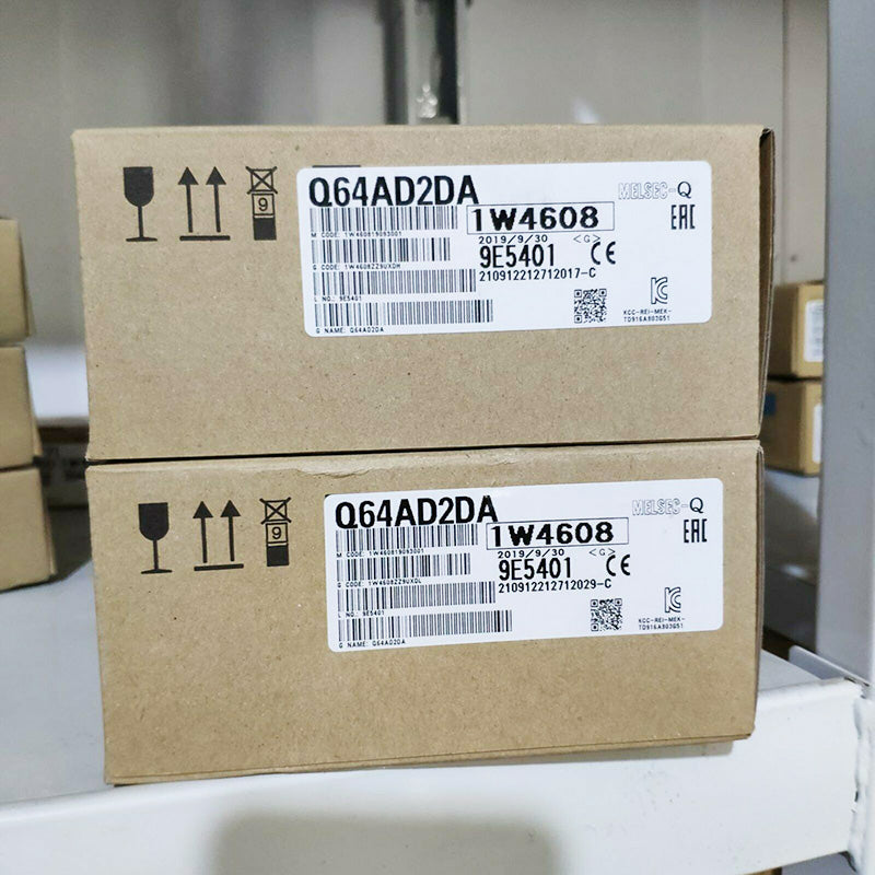 三菱Q64AD2DA PLC模組