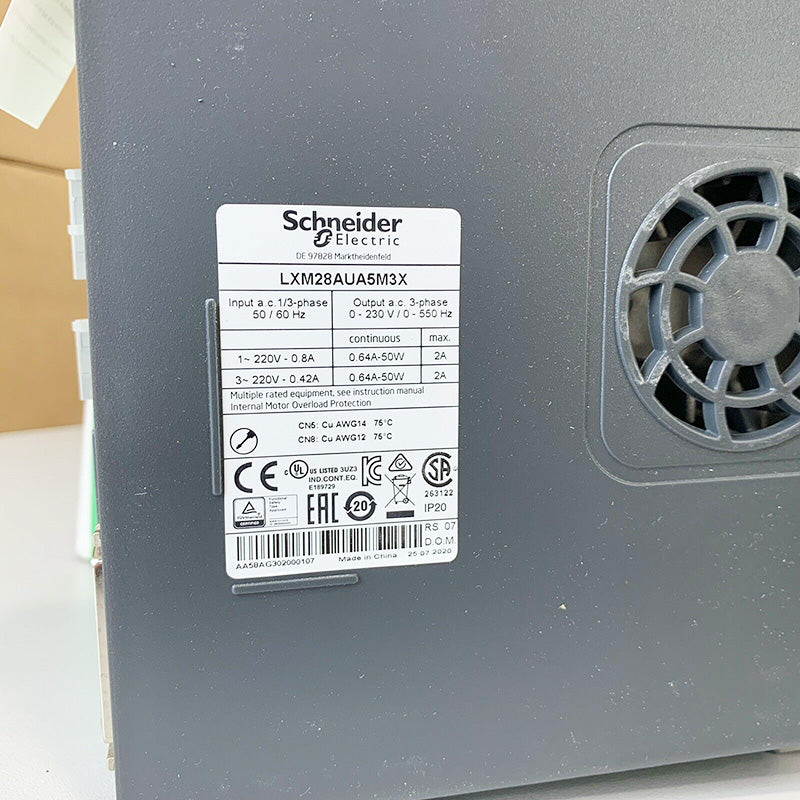 施耐德電機LXM28AUA5M3X Lexium 28伺服驅動器