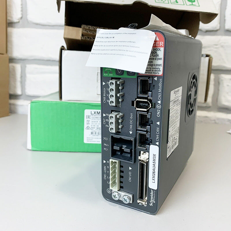施耐德電機LXM28AUA5M3X Lexium 28伺服驅動器